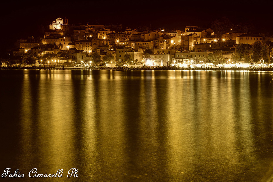 Anguillara di notte