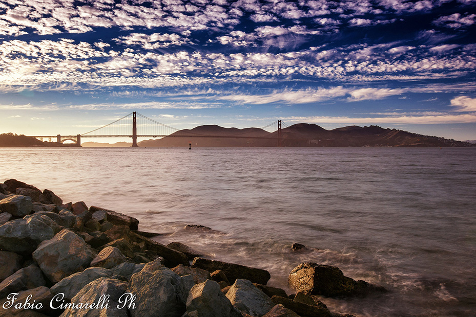 Golden Gate bridge sunset