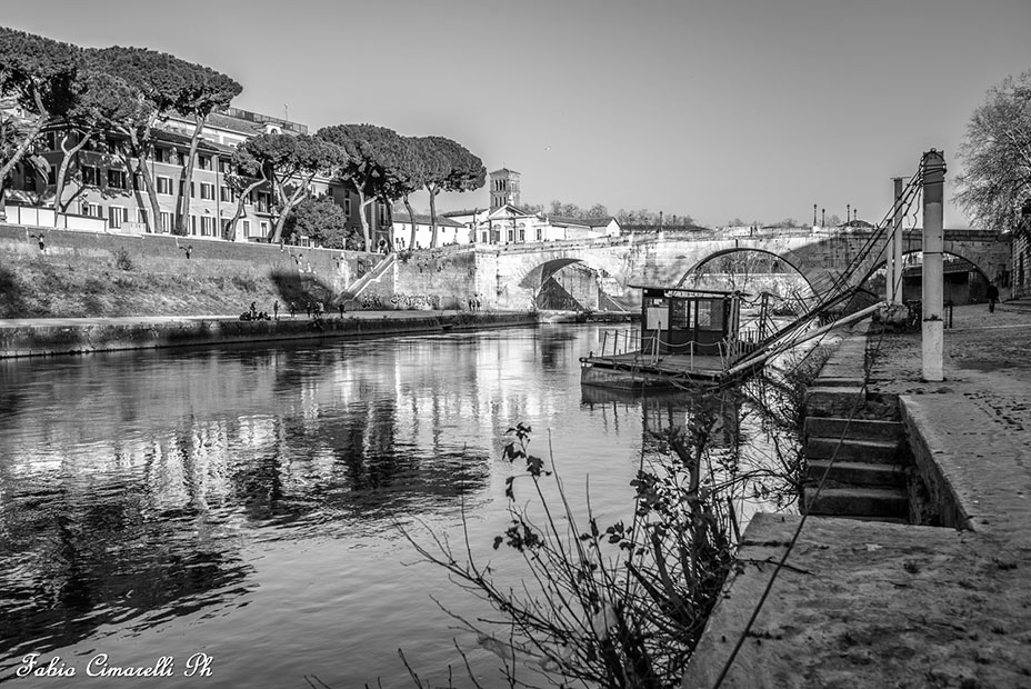 Lungotevere